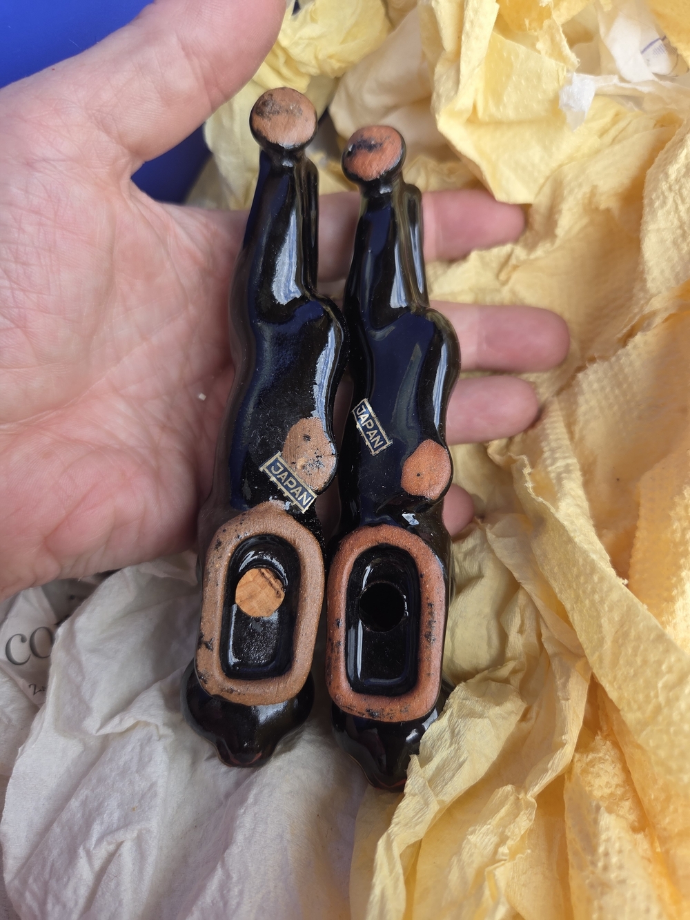 Vtg. MCM Black Cats Redware Rhinestone Eyes Japan Salt & Pepper Shakers